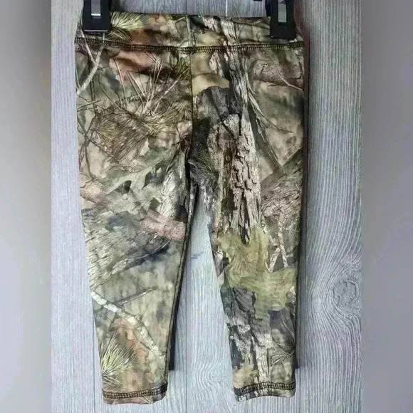 Baby Carhartt camo pants size 12 months. - Picture 3 of 4